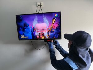 รับติดตั้งจานดาวเทียมทวีวัฒนา